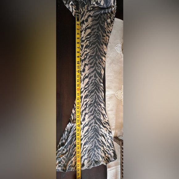 ❌SOLD❌ Spell & the Gypsy Vintage Hendrix Bells - Picture 10 of 10